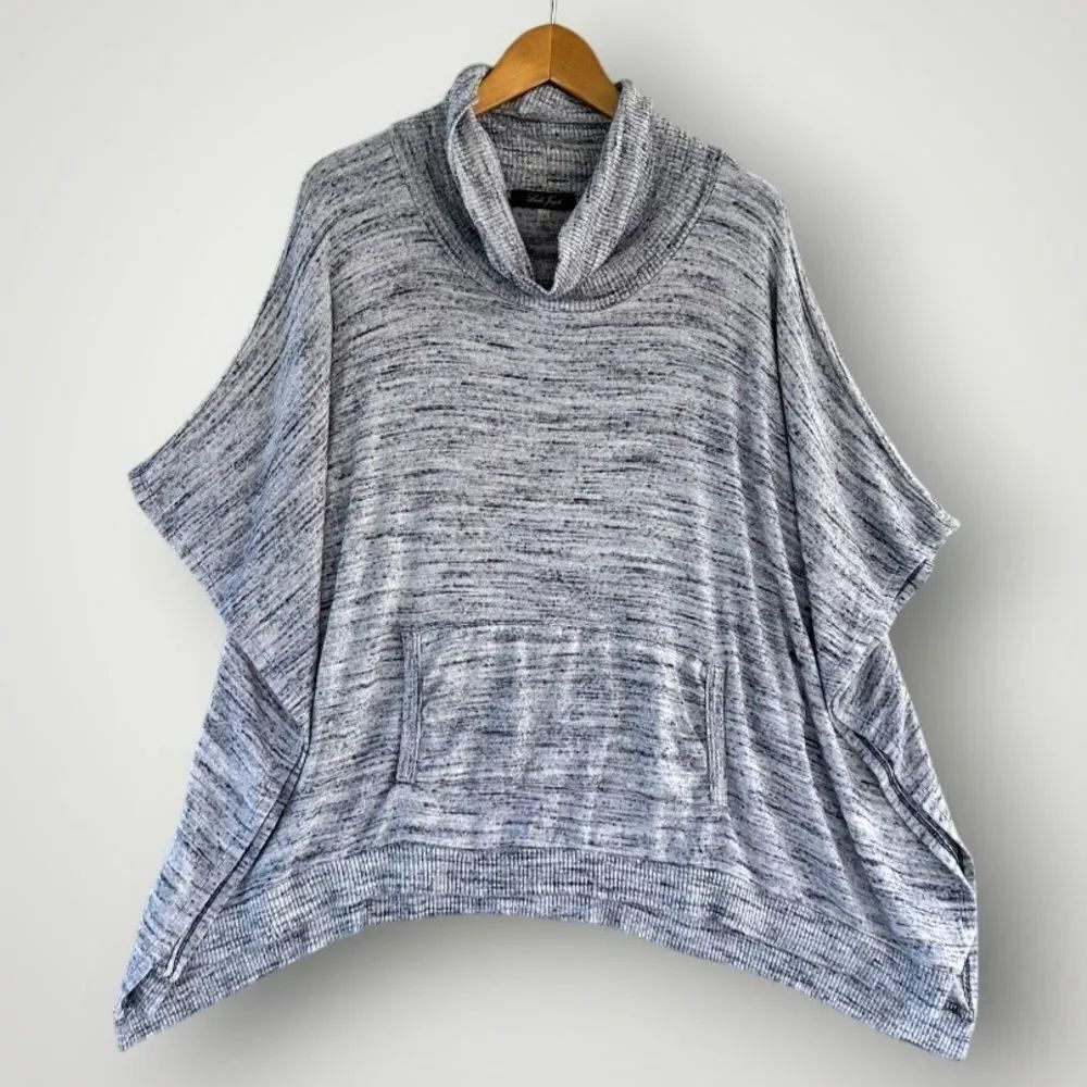 🎉5 for $45🎉 Laila Jayde top blouse shirt size M